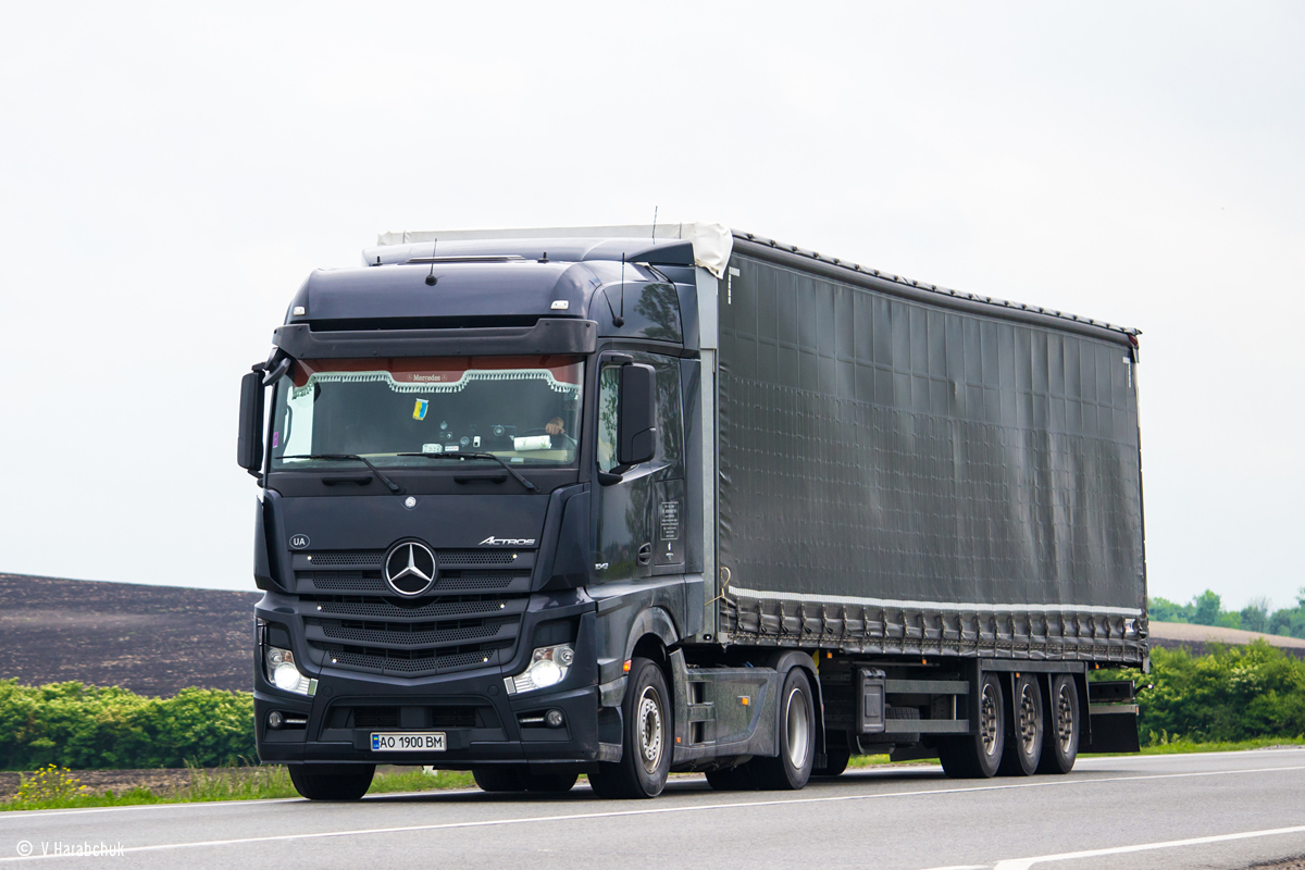 Закарпатская область, № АО 1900 ВМ — Mercedes-Benz Actros ('2011) 1843