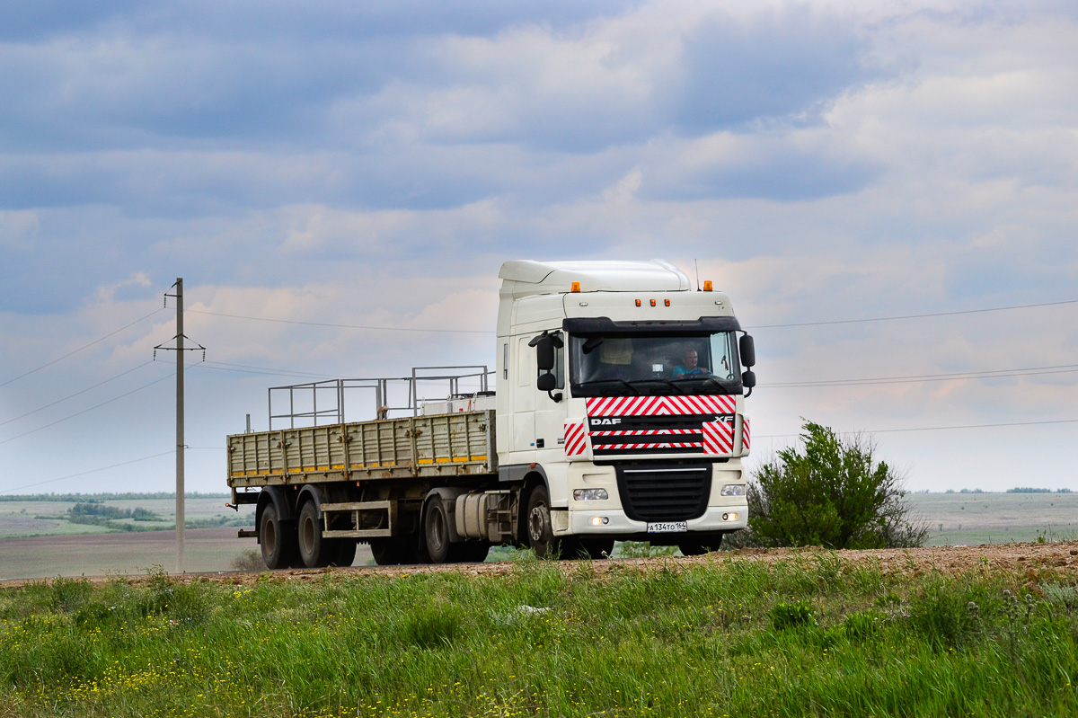 Саратовская область, № А 134 ТО 164 — DAF XF105 FT