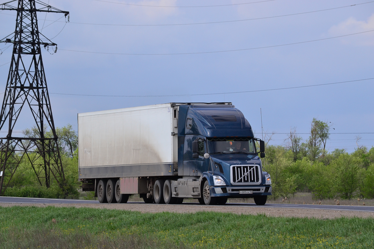 Удмуртия, № У 005 ХА 18 — Volvo VNL670