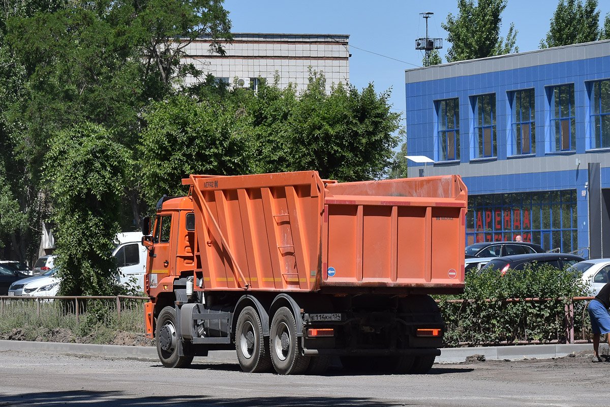 Волгоградская область, № Е 114 КН 134 — КамАЗ-6520-43