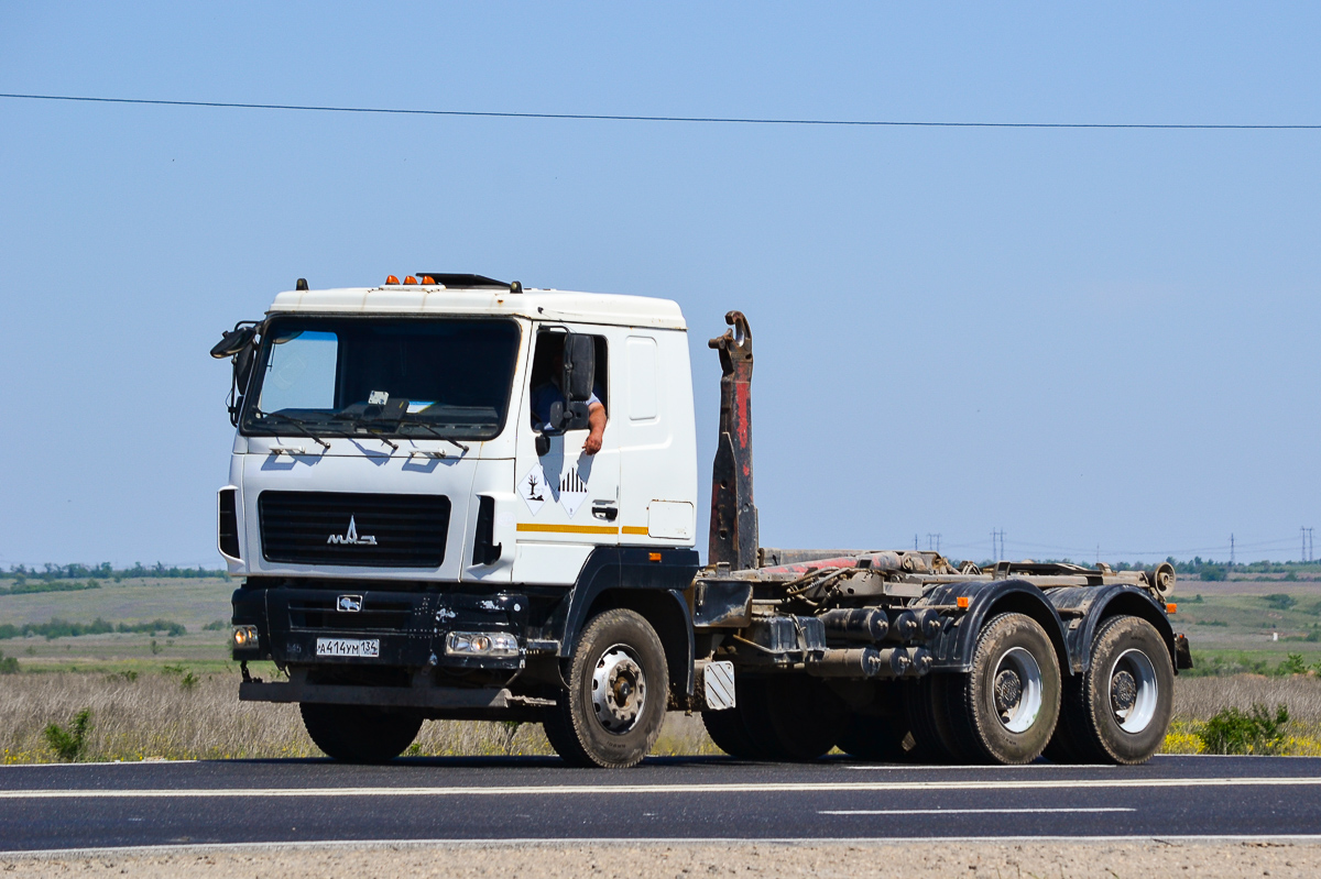 Волгоградская область, № А 414 УМ 134 — МАЗ-6312B5