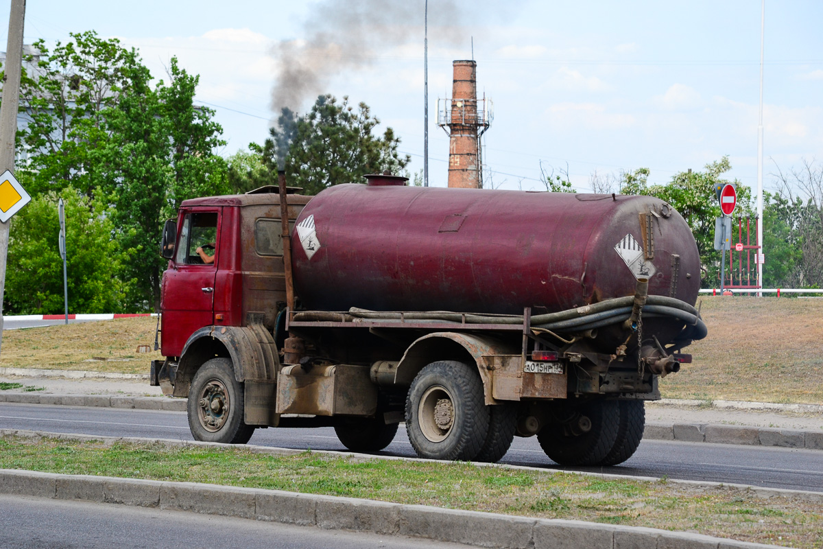 Волгоградская область, № А 015 НР 134 — МАЗ-5337 [533700]