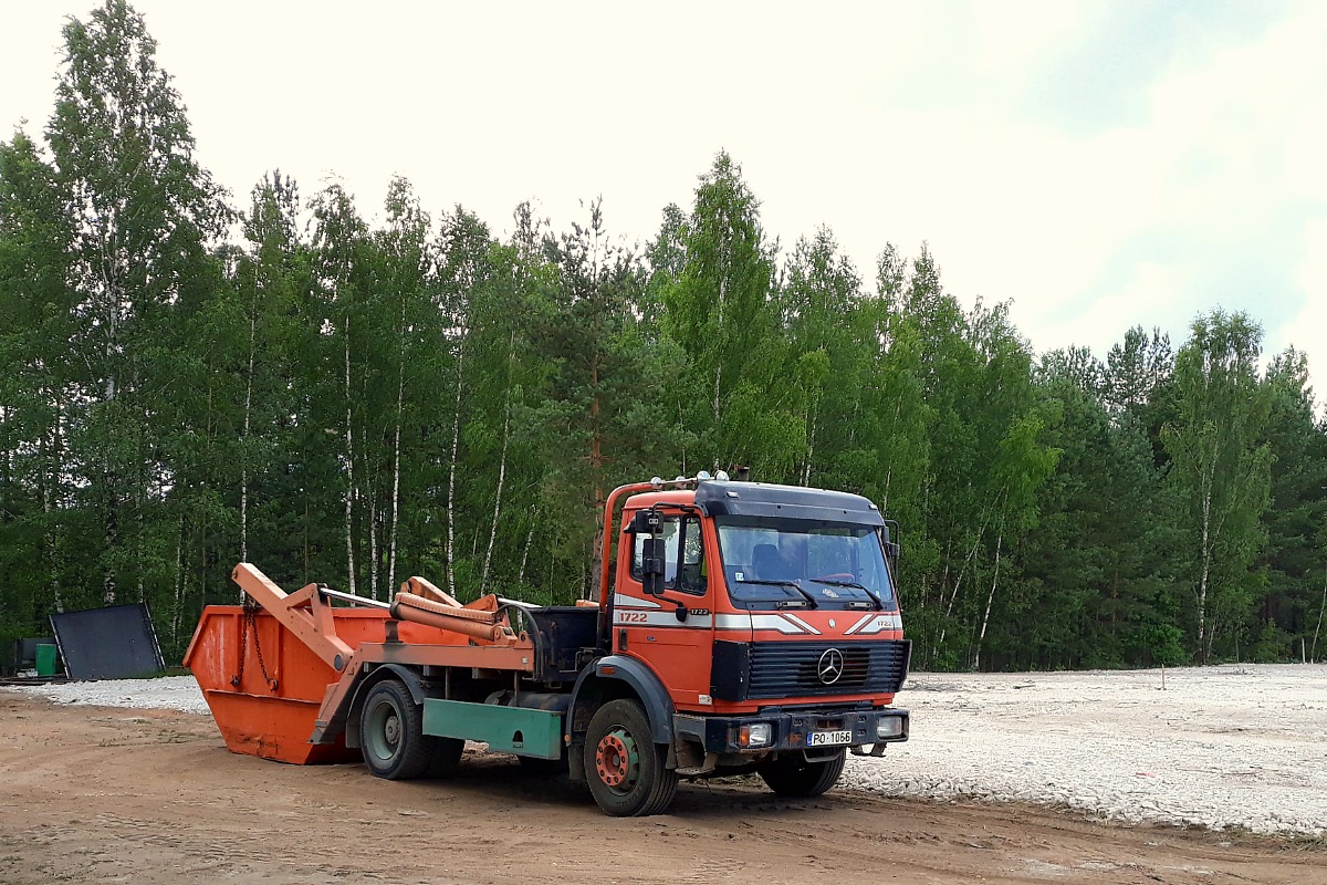 Латвия, № PO-1066 — Mercedes-Benz SK 1722