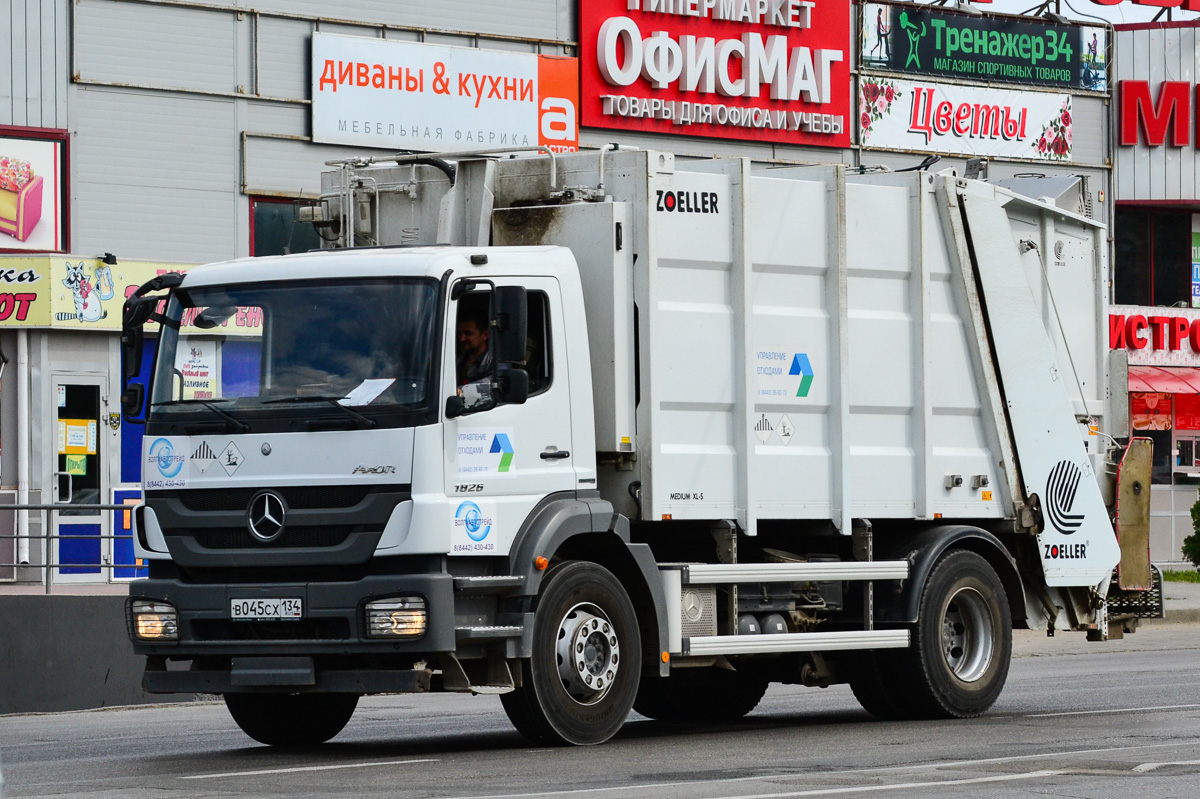 Волгоградская область, № В 045 СХ 134 — Mercedes-Benz Axor 1826 [Z9M]