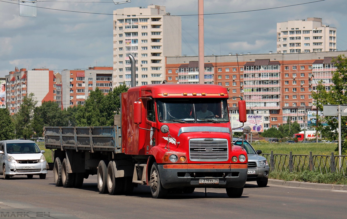 Красноярский край, № С 375 ХК 24 — Freightliner Century Class