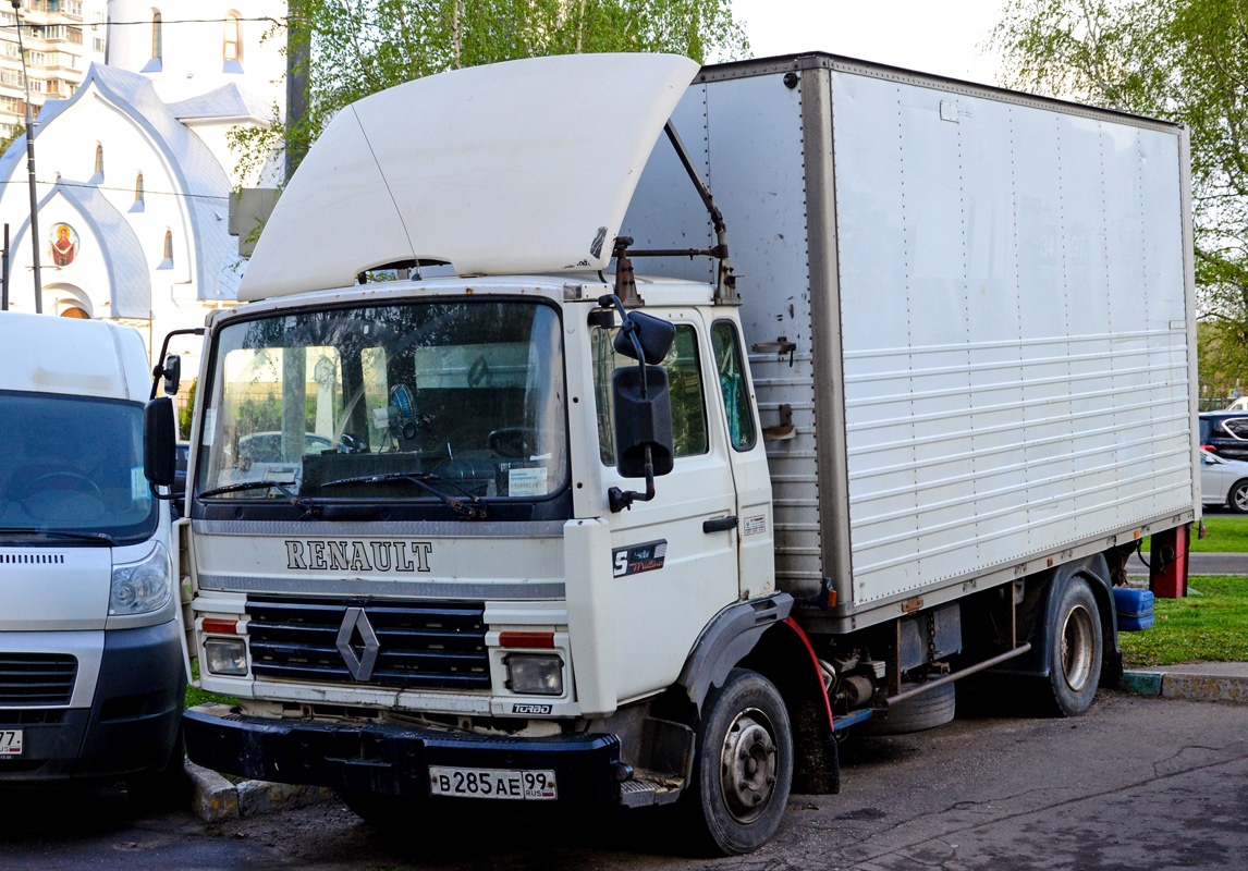 Москва, № В 285 АЕ 99 — Renault Midliner