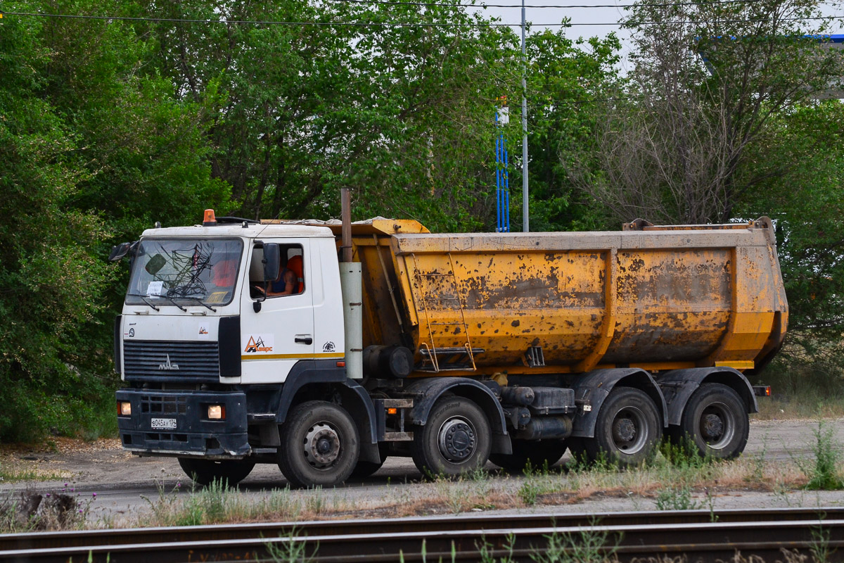 Волгоградская область, № В 045 АУ 134 — МАЗ-6516B9