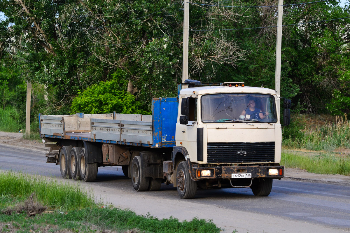 Волгоградская область, № Е 412 КЕ 134 — МАЗ-543203