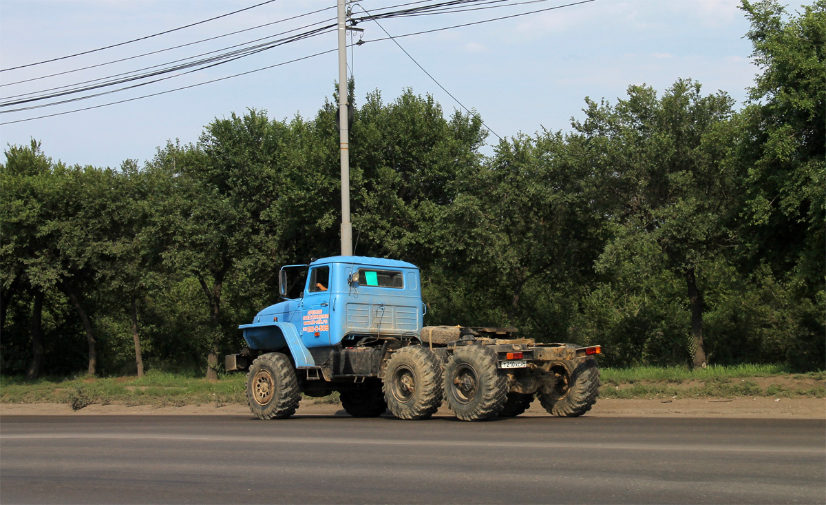 Красноярский край, № Т 210 ХС 24 — Урал-44202-41