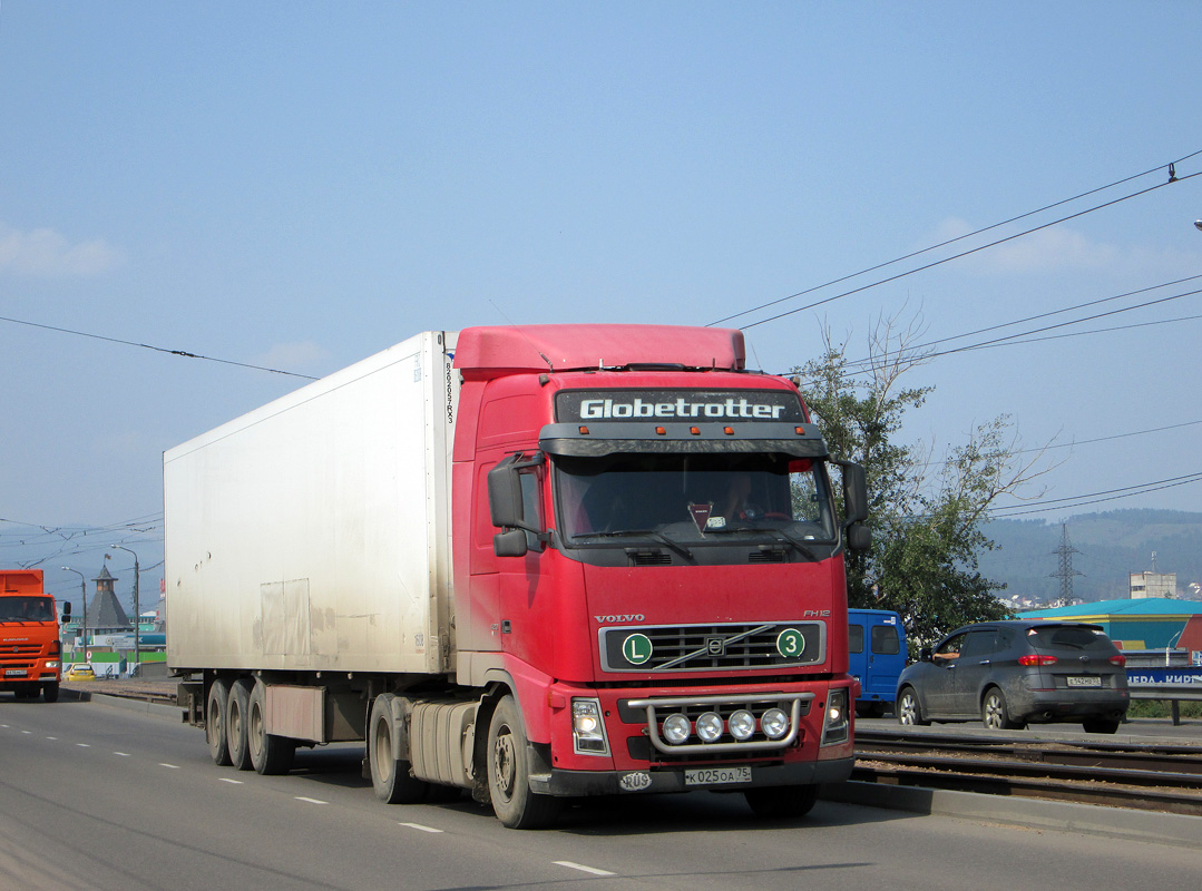 Забайкальский край, № К 025 ОА 75 — Volvo ('2002) FH12.420