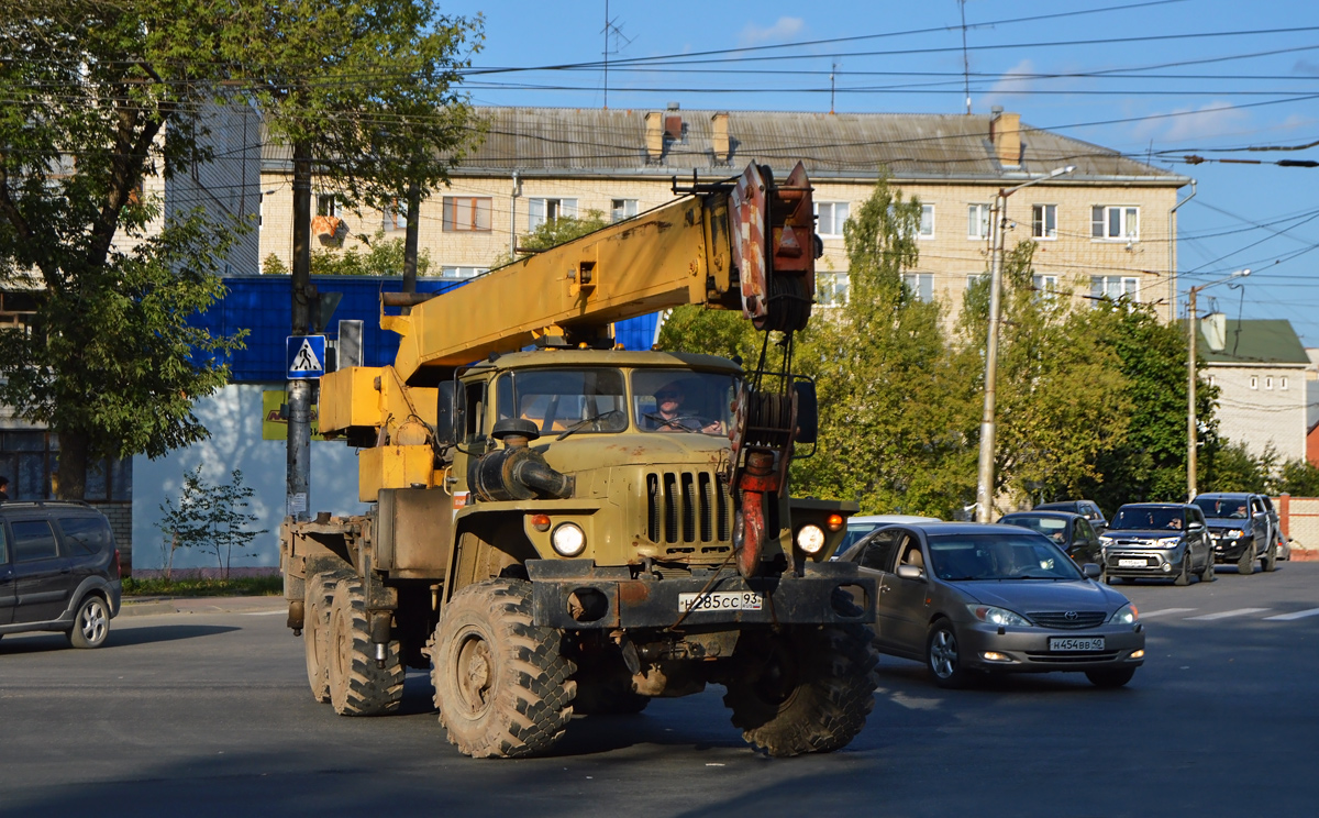 Калужская область, № Н 285 СС 93 — Урал-4320-40