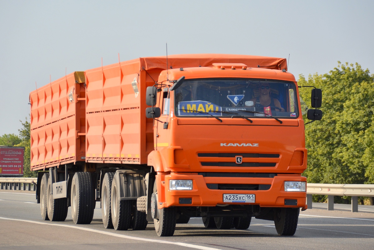 Ростовская область, № А 235 ХС 161 — КамАЗ-65115 (общая модель)