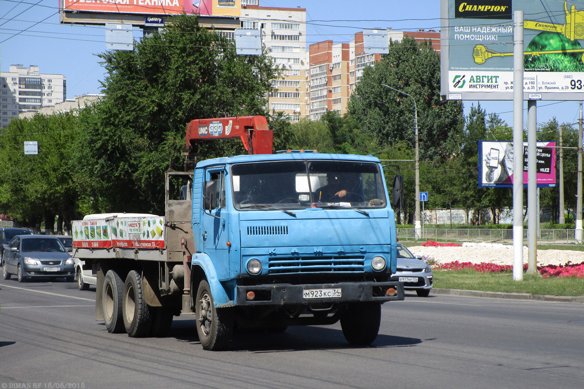 Волгоградская область, № М 923 КС 34 — КамАЗ-53212