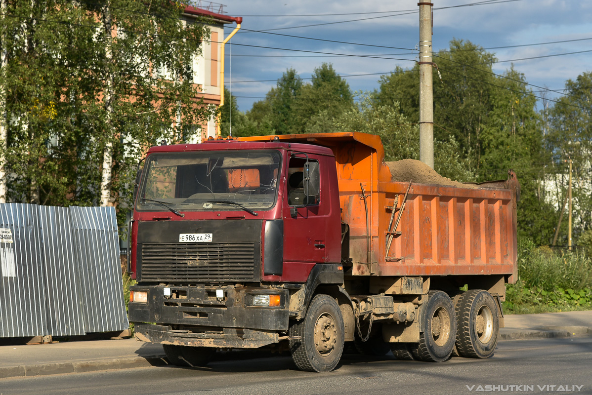 Архангельская область, № Е 986 ХА 29 — МАЗ-MAN-6512