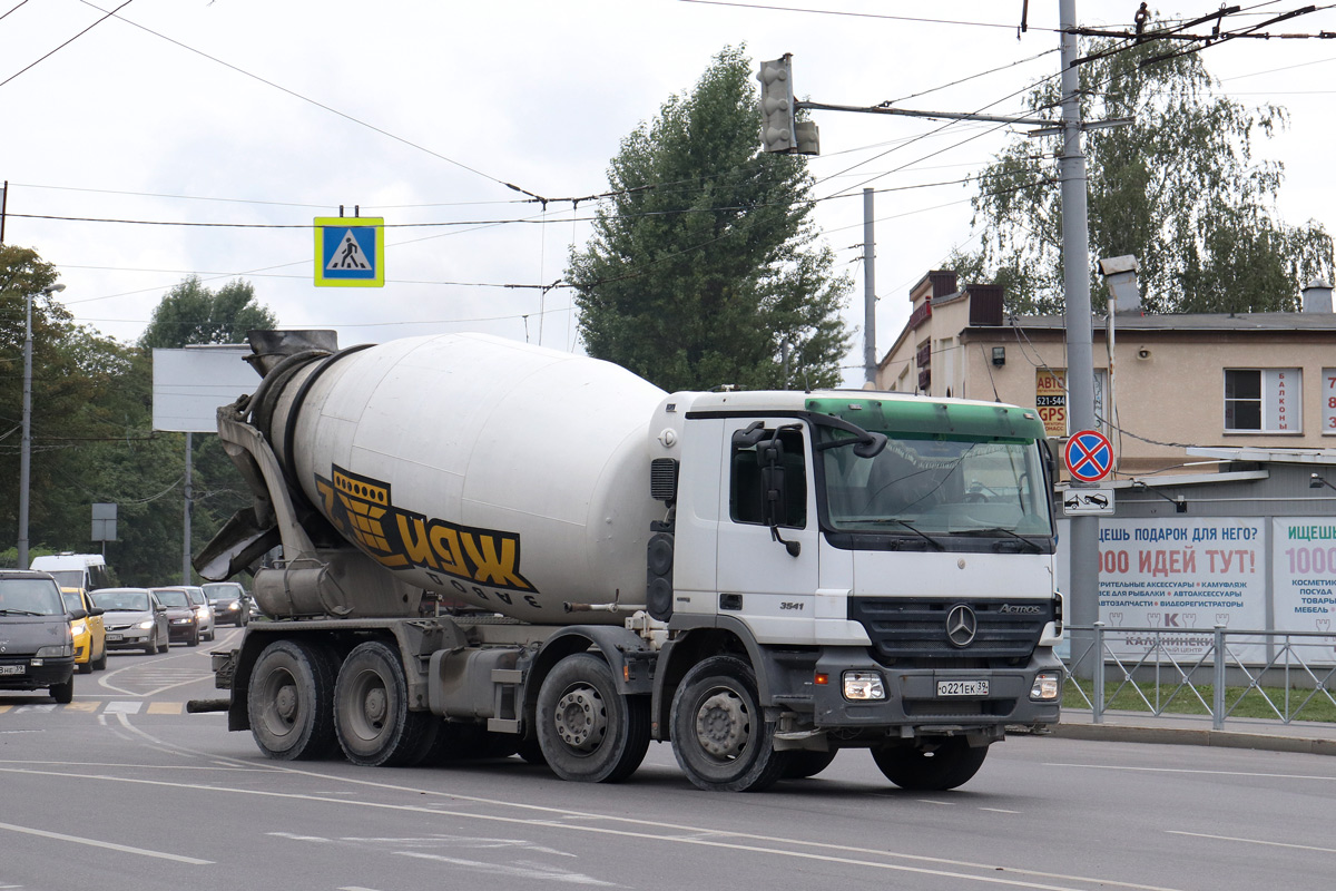 Калининградская область, № О 221 ЕК 39 — Mercedes-Benz Actros ('2003) 3541