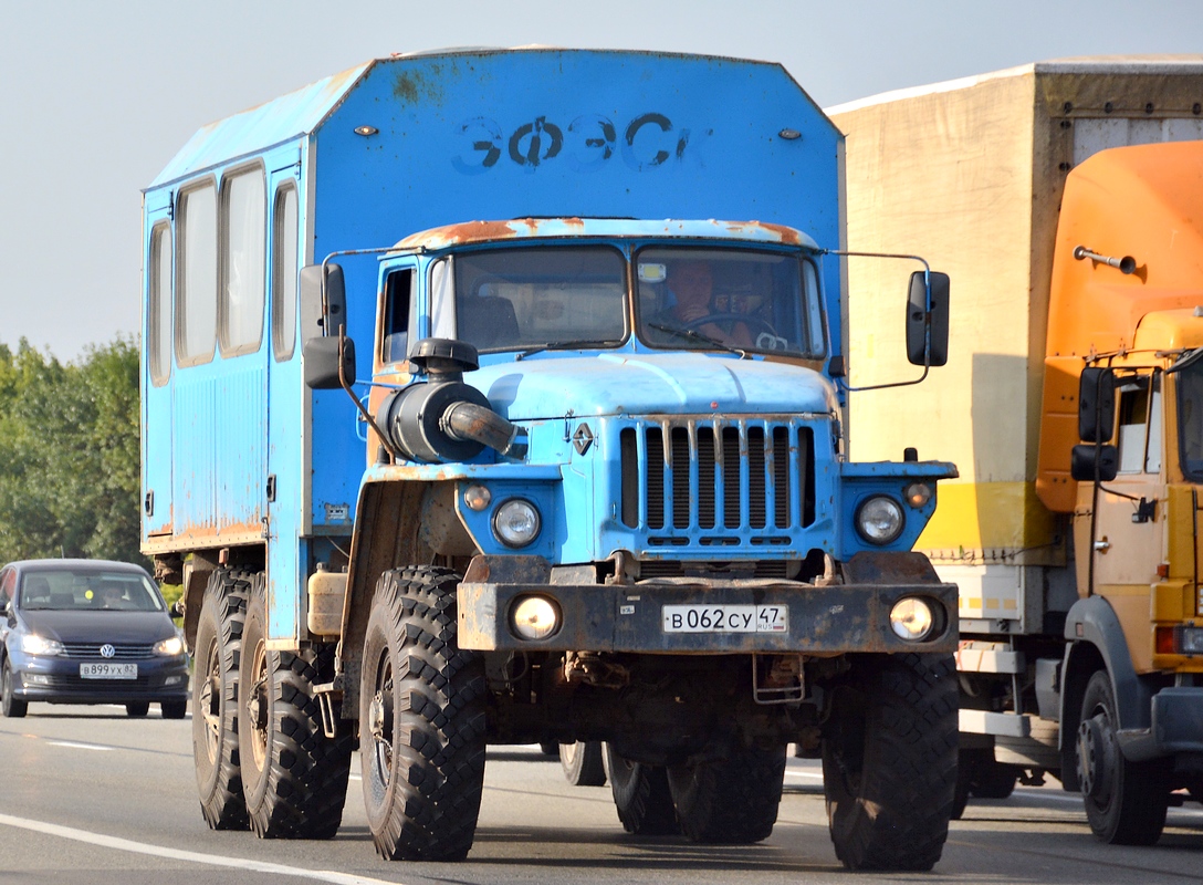 Ленинградская область, № В 062 СУ 47 — Урал-32551-41