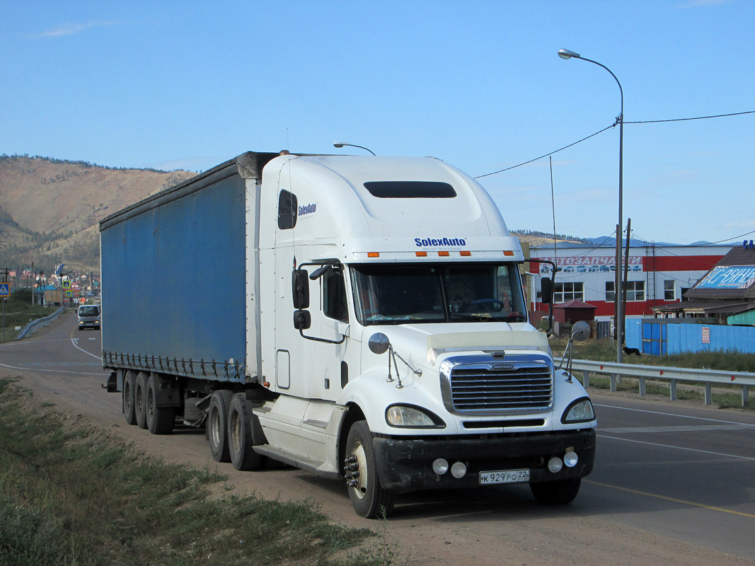 Алтайский край, № К 929 РО 22 — Freightliner Columbia