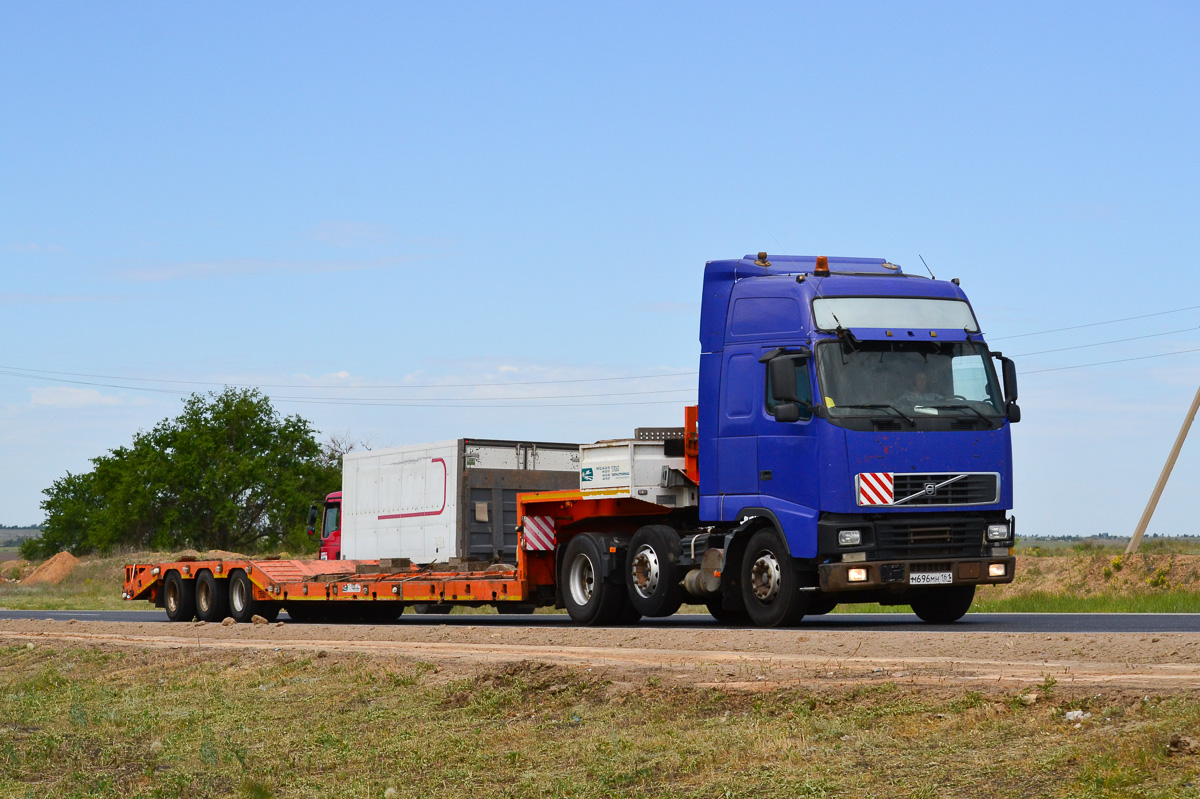 Ростовская область, № М 696 МН 161 — Volvo ('1993) FH12.380