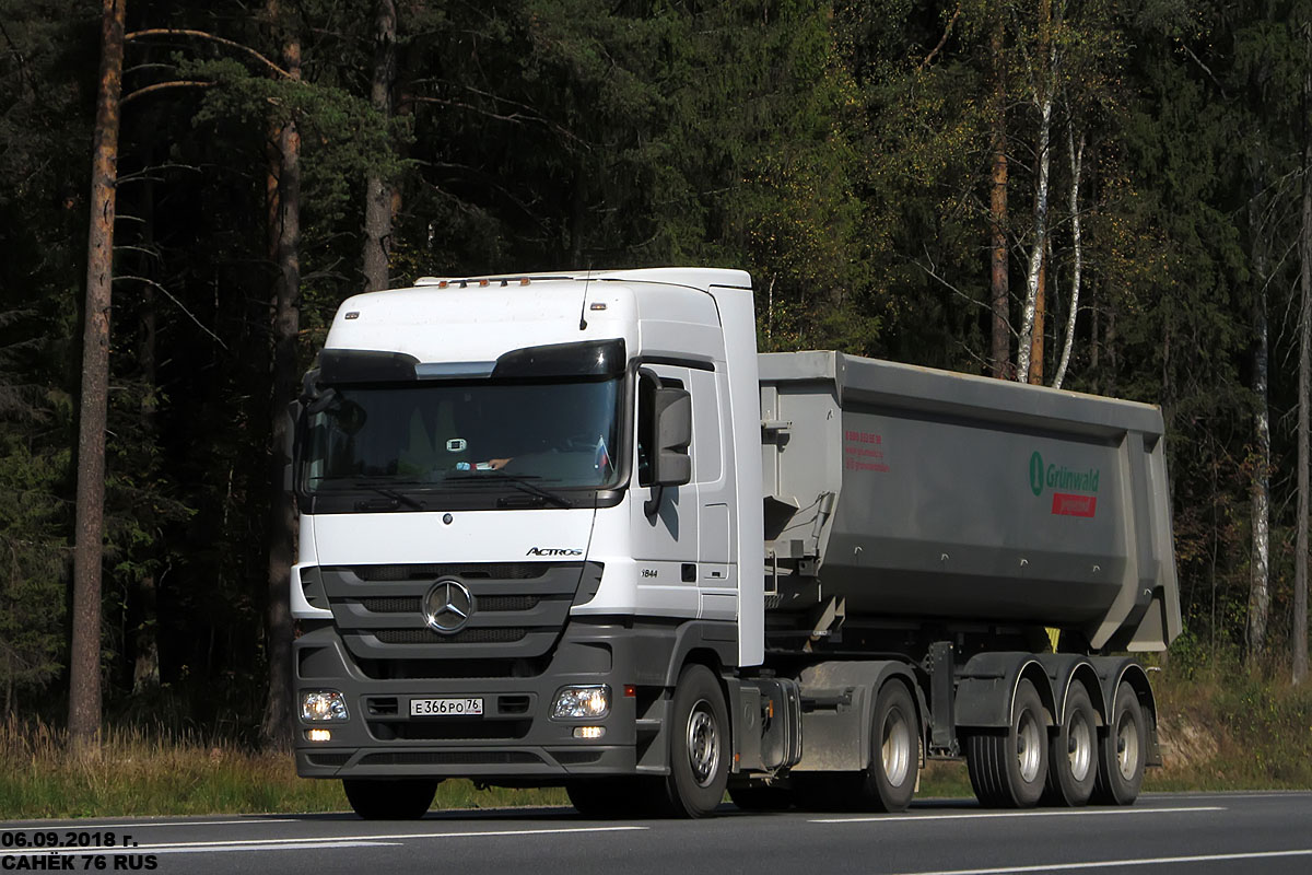 Ярославская область, № Е 366 РО 76 — Mercedes-Benz Actros ('2009) 1844