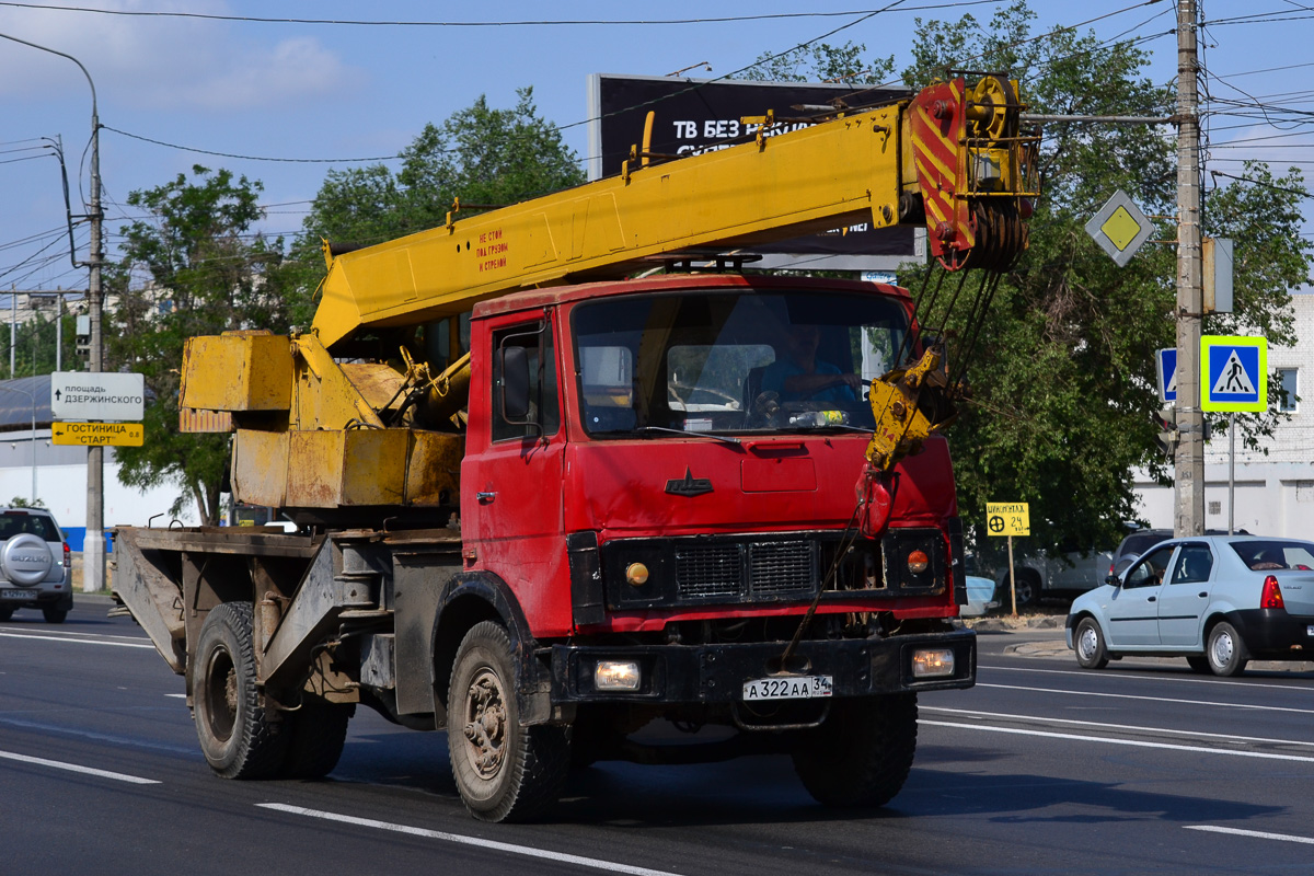 Волгоградская область, № А 322 АА 34 — МАЗ-5337 [533700]