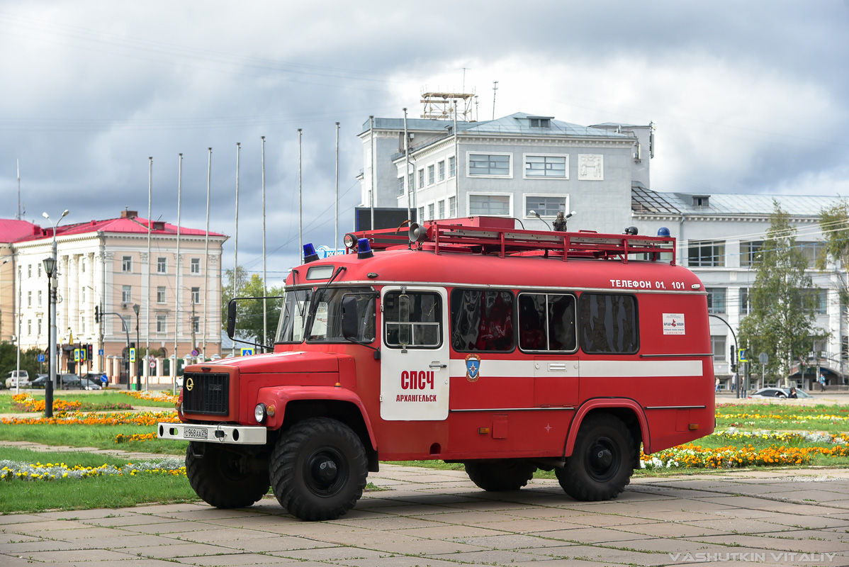 Архангельская область, № С 968 АА 29 — ГАЗ-3308 «Садко»