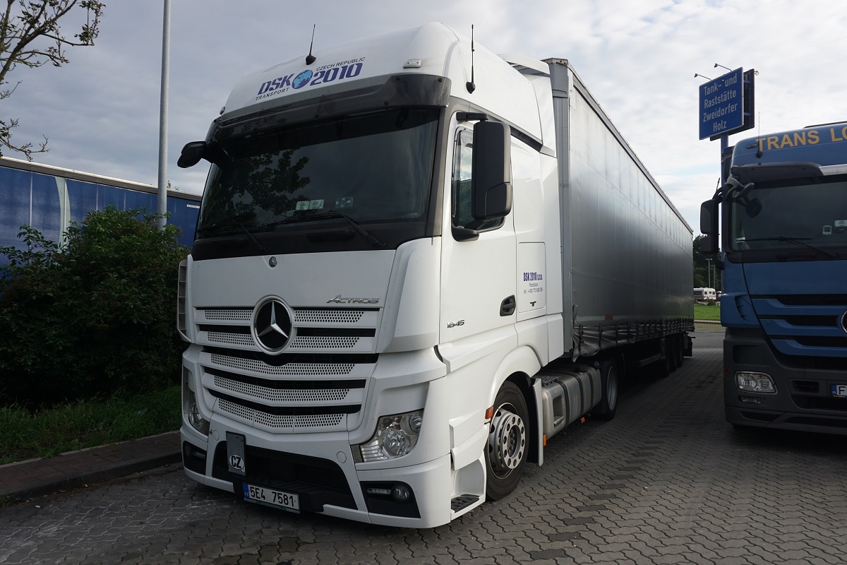 Чехия, № 5E4 7581 — Mercedes-Benz Actros ('2011) 1845