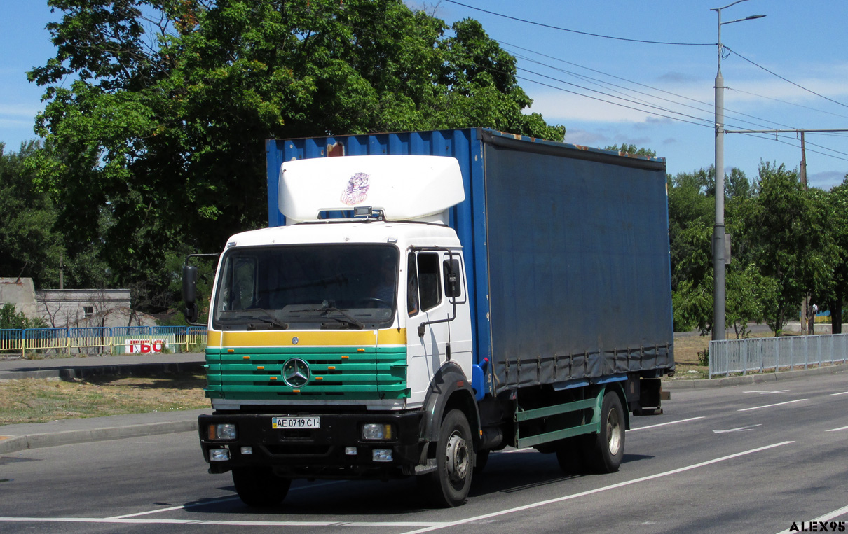 Днепропетровская область, № АЕ 0719 СІ — Mercedes-Benz SK 1831