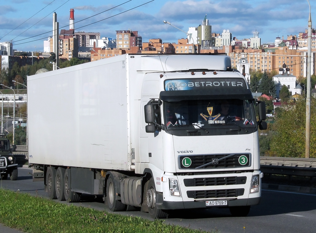 Минск, № АО 9769-7 — Volvo ('2002) FH12.460