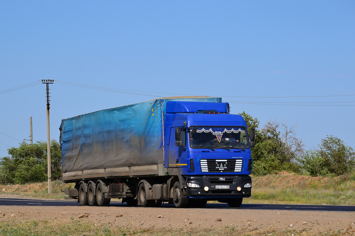 Волгоградская область, № А 815 ОА 134 — МАЗ-544018