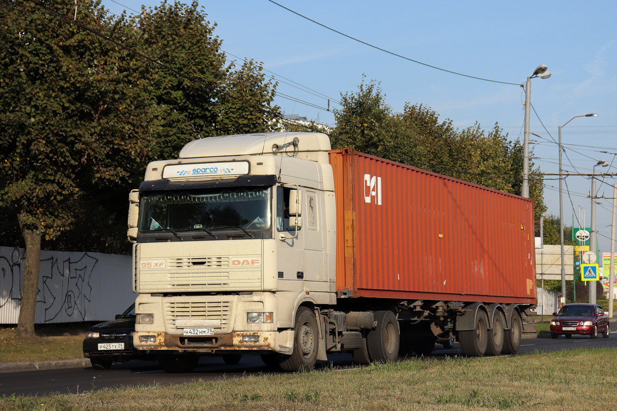 Калининградская область, № Н 432 НМ 39 — DAF 95XF FT