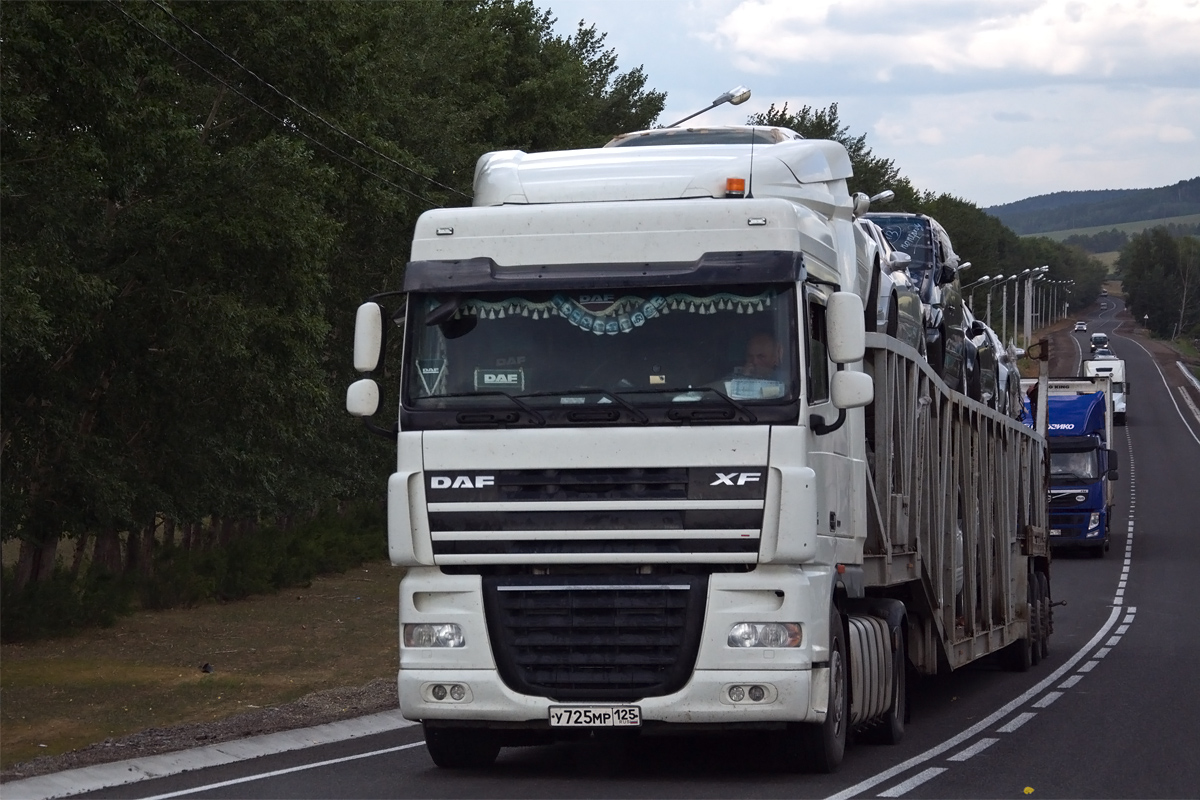 Приморский край, № У 725 МР 125 — DAF XF105 FT