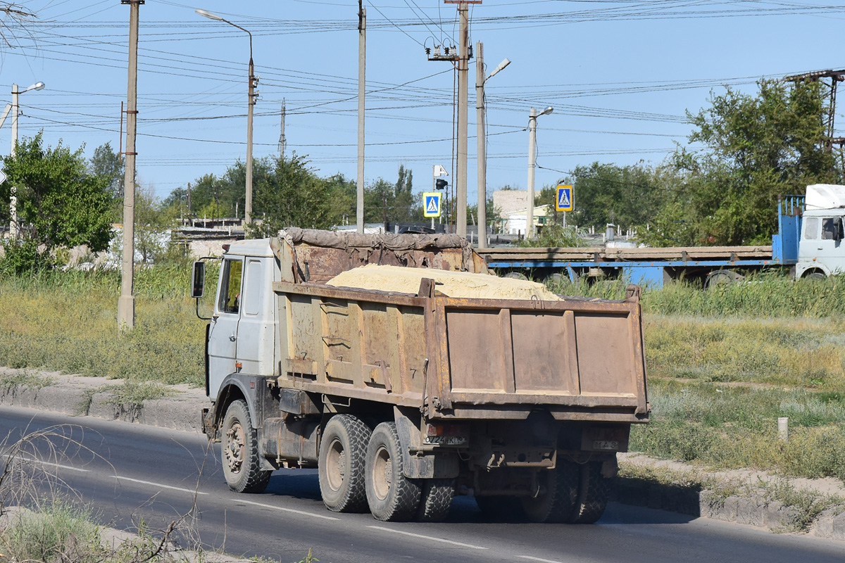 Волгоградская область, № О 724 НК 161 — МАЗ-5516 (общая модель)