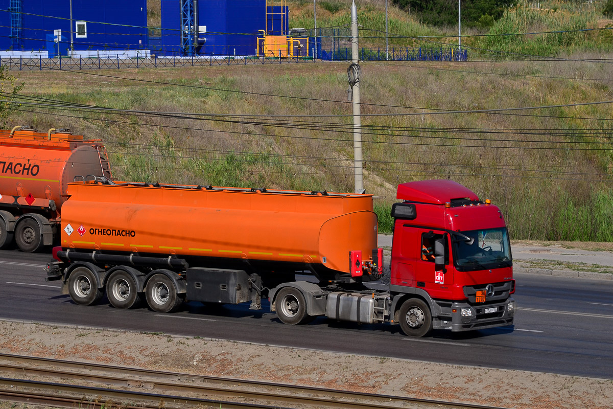 Волгоградская область, № Е 213 ВК 134 — Mercedes-Benz Actros '09 1841 [Z9M]