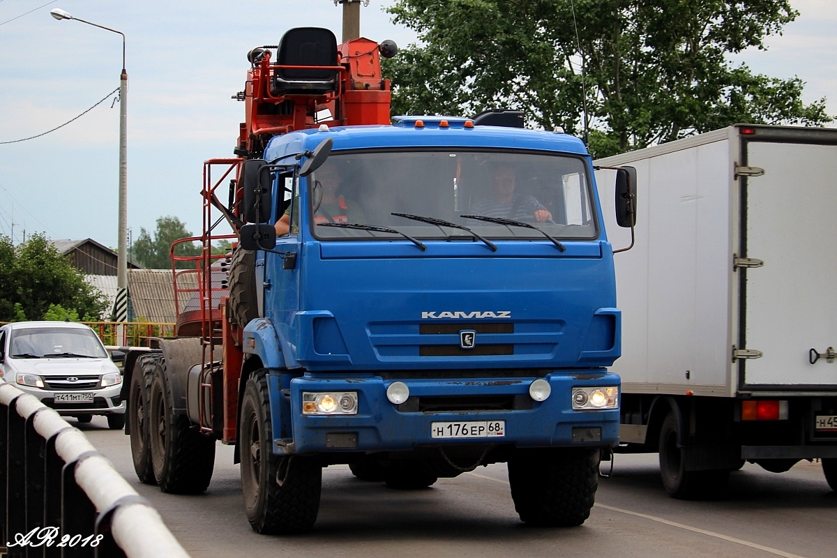 Тамбовская область, № Н 176 ЕР 68 — КамАЗ-43118 (общая модель)