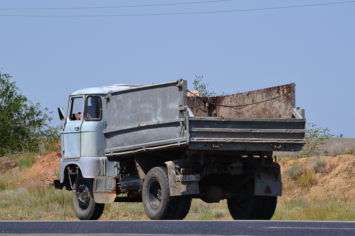 Волгоградская область, № В 805 ВР 34 — IFA W50L/K