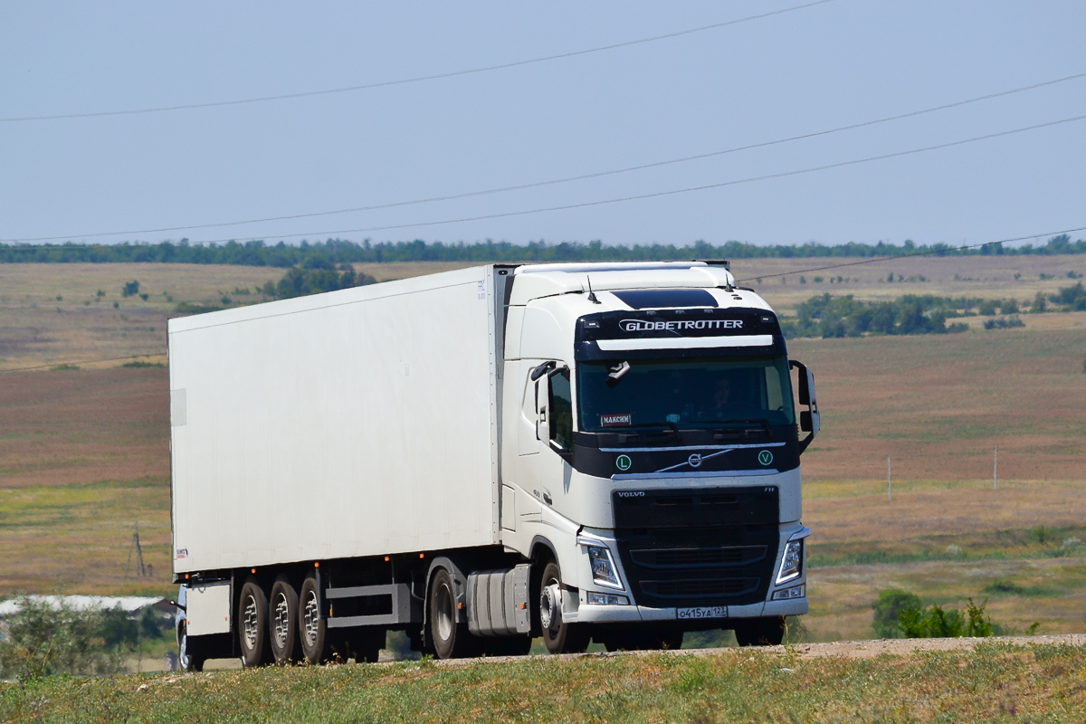 Краснодарский край, № О 415 УА 123 — Volvo ('2012) FH.460