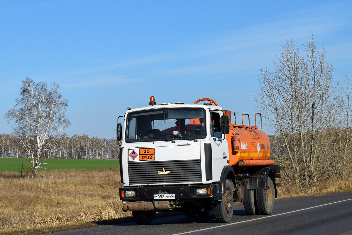 Алтайский край, № У 093 РВ 22 — МАЗ-533702