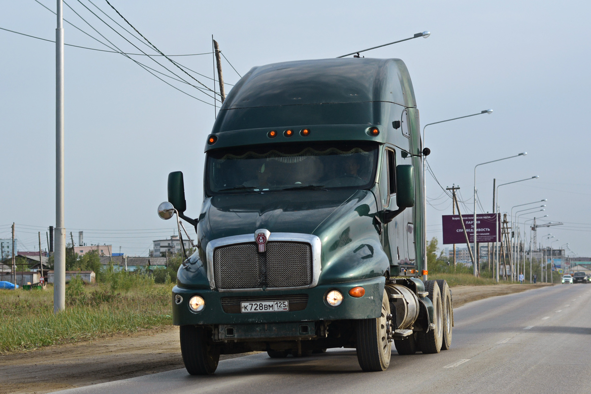 Приморский край, № К 728 ВМ 125 — Kenworth T2000