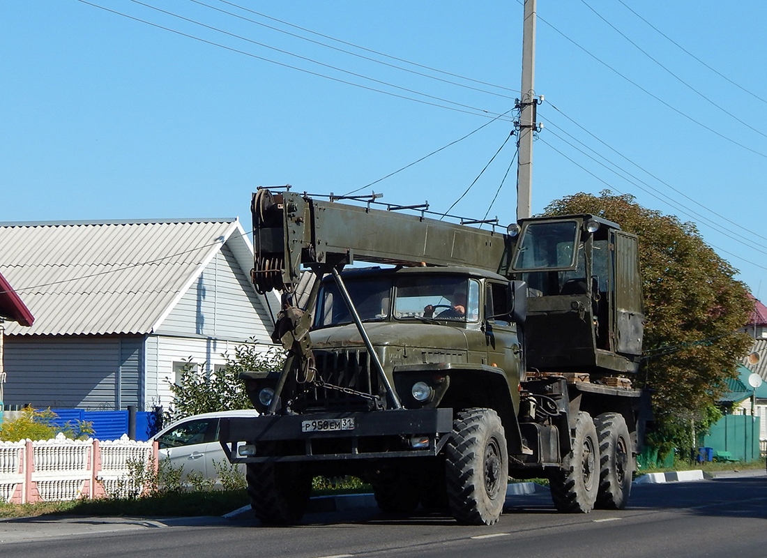 Белгородская область, № Р 958 ЕМ 31 — Урал-43202