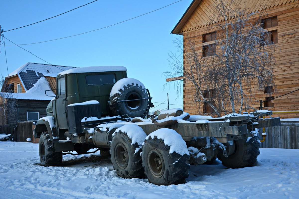 Саха (Якутия), № 2452 ВХ 25 — КрАЗ-260