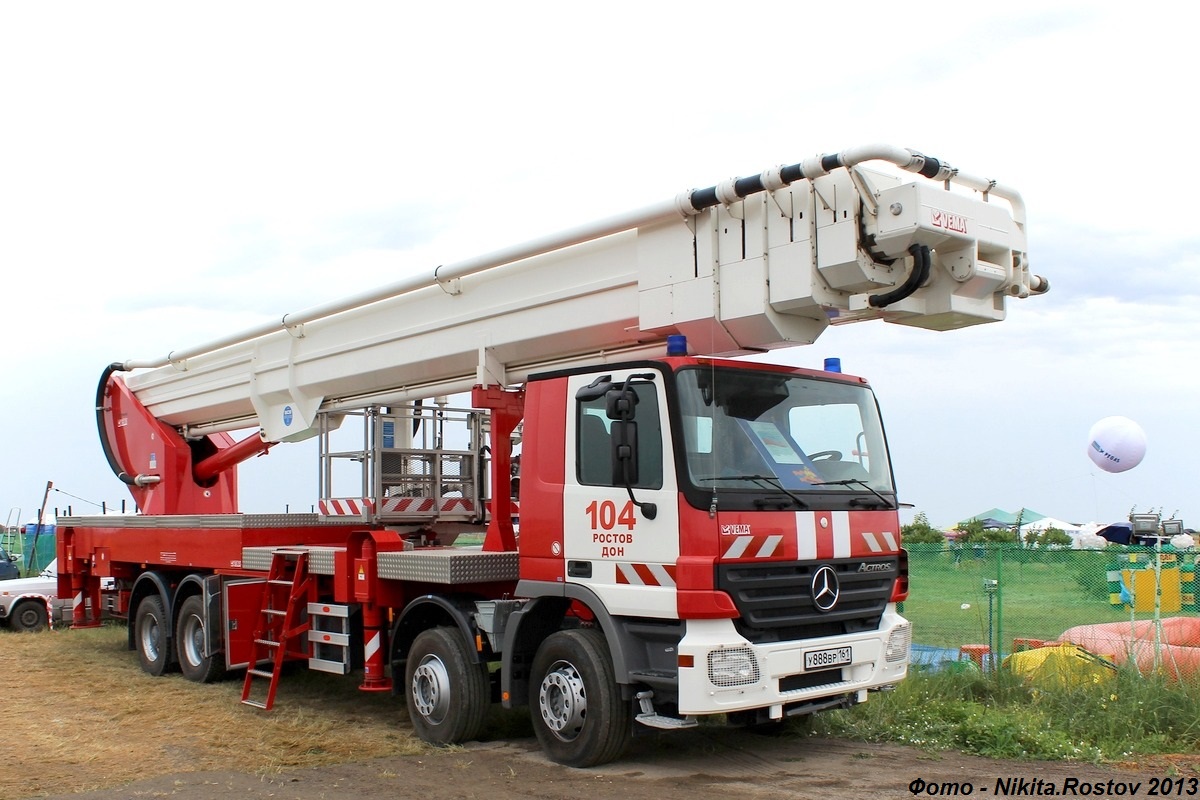 Ростовская область, № У 888 ВР 161 — Mercedes-Benz Actros ('2003)