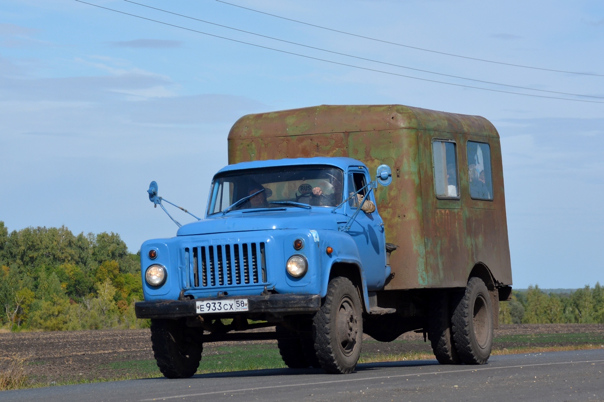 Пензенская область, № Е 933 СХ 58 — ГАЗ-52-01