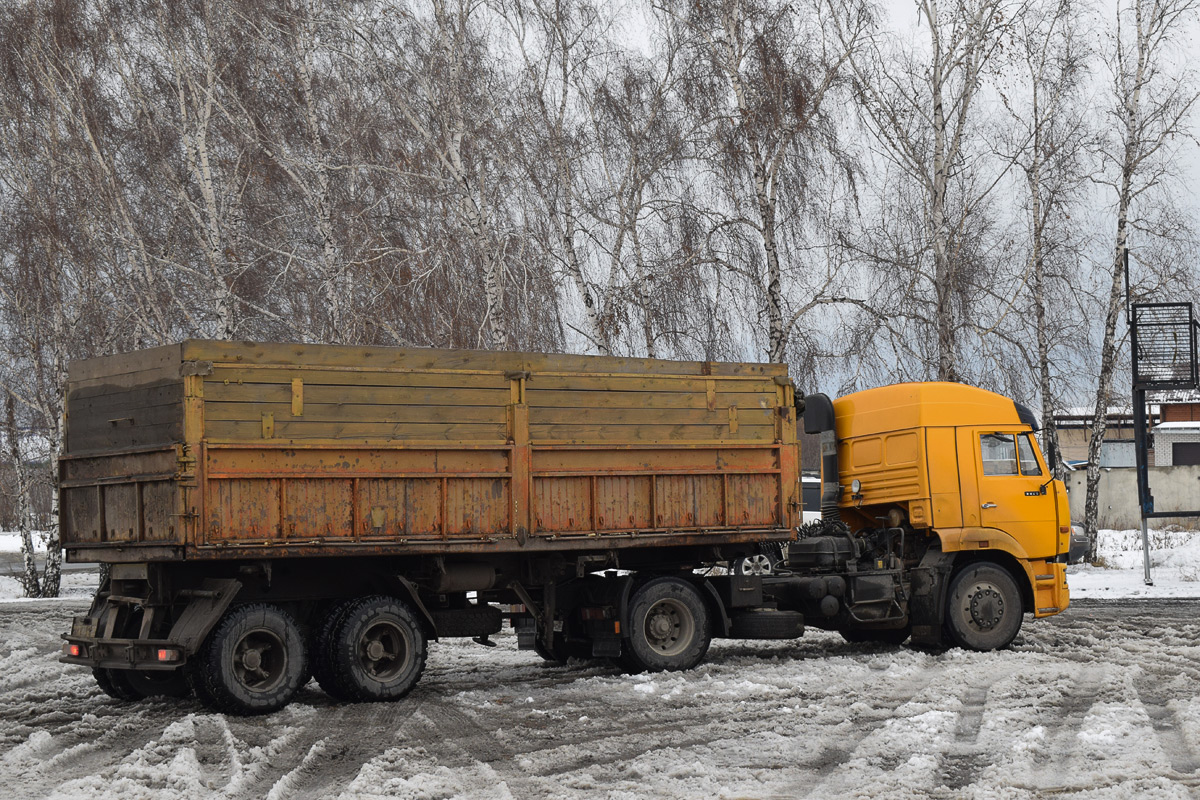 Алтайский край, № Е 857 РС 22 — КамАЗ-5460-63