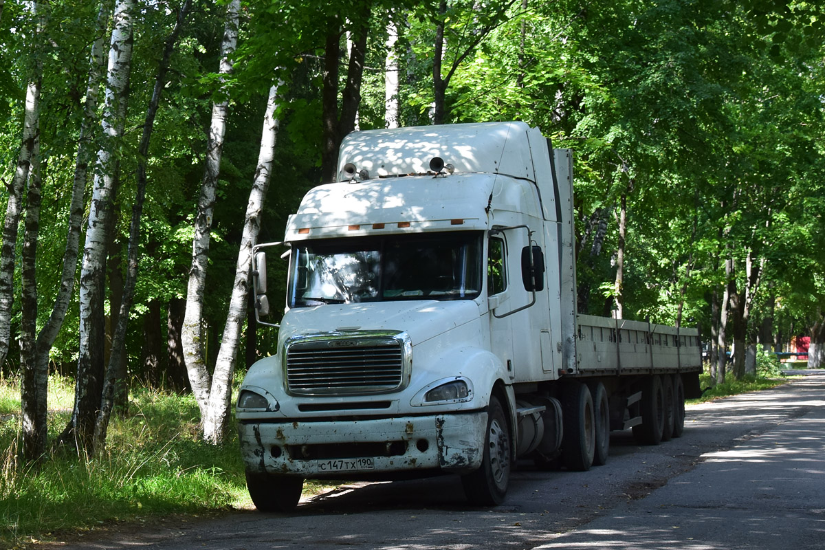 Московская область, № С 147 ТХ 190 — Freightliner Columbia