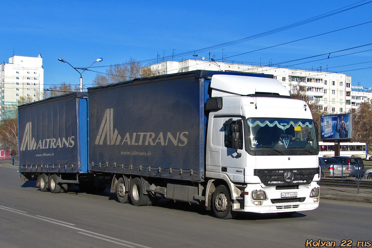 Алтайский край, № К 277 ТО 22 — Mercedes-Benz Actros ('2003) 2544