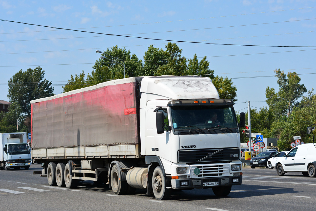 Краснодарский край, № У 046 МУ 93 — Volvo ('1993) FH12.380