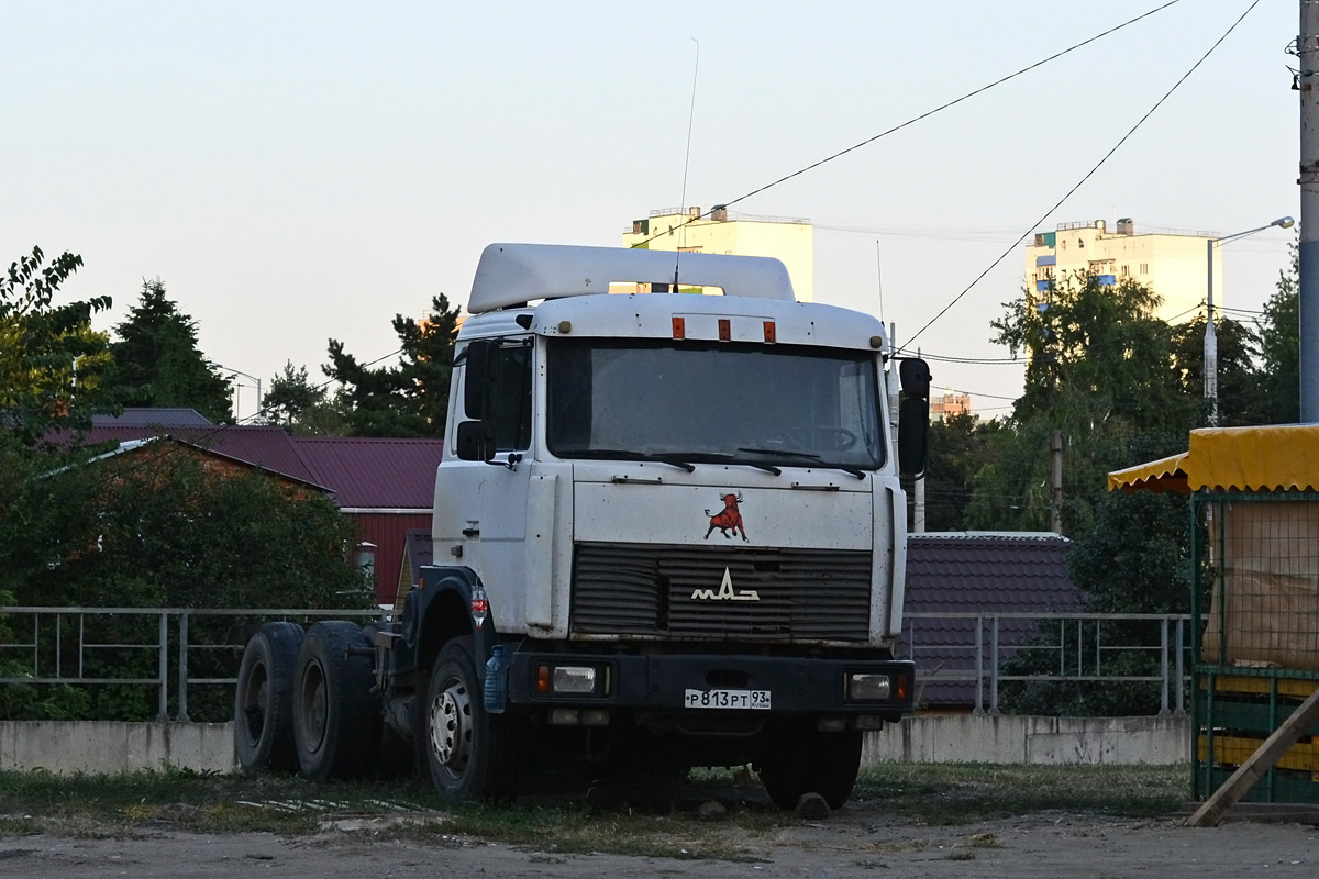 Краснодарский край, № Р 813 РТ 93 — МАЗ-6422 (общая модель)