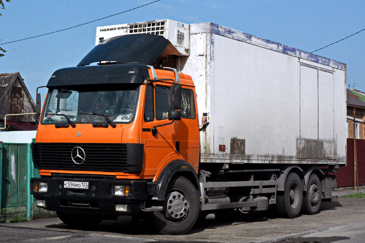 Краснодарский край, № С 594 МО 123 — Mercedes-Benz SK 2433