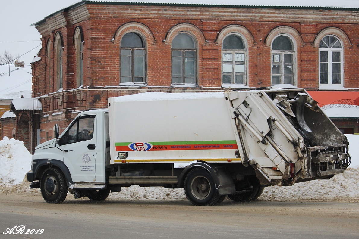 Тамбовская область, № О 912 АЕ 68 — ГАЗ-C41R33