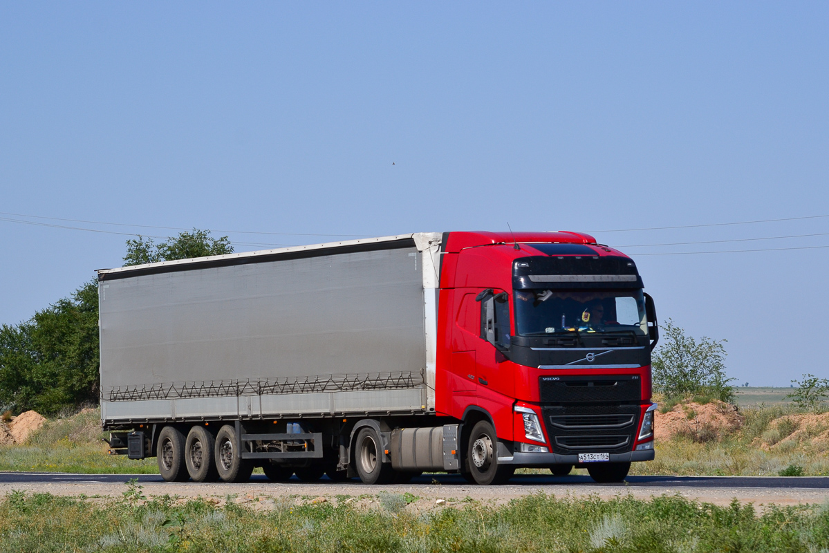 Саратовская область, № А 513 СТ 164 — Volvo ('2012) FH.420